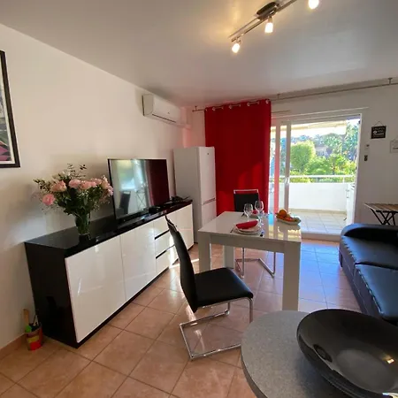 Appartement Elégant 2 Pièces Calme, Sécurisé Près Centre-ville *
