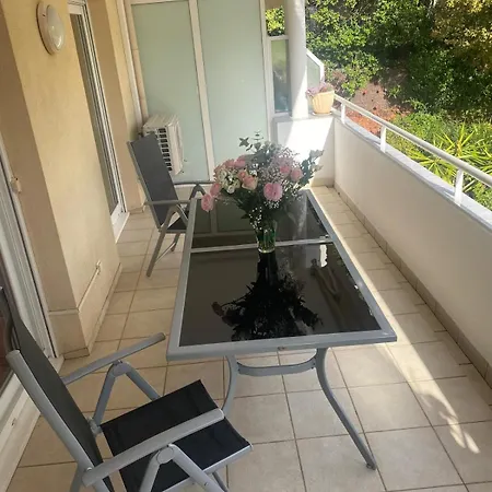 Elégant 2 Pièces Calme, Sécurisé Près Centre-ville * Cannes