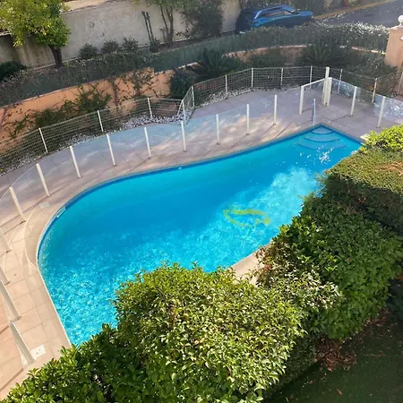 Elégant 2 Pièces Calme, Sécurisé Près Centre-ville Appartement