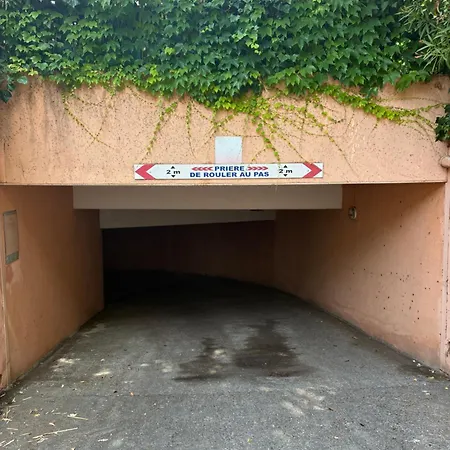 Elégant 2 Pièces Calme, Sécurisé Près Centre-ville Cannes