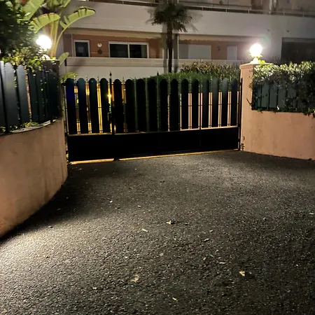 Elégant 2 Pièces Calme, Sécurisé Près Centre-ville * Cannes