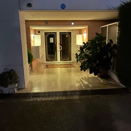 Elégant 2 Pièces Calme, Sécurisé Près Centre-ville Appartement *